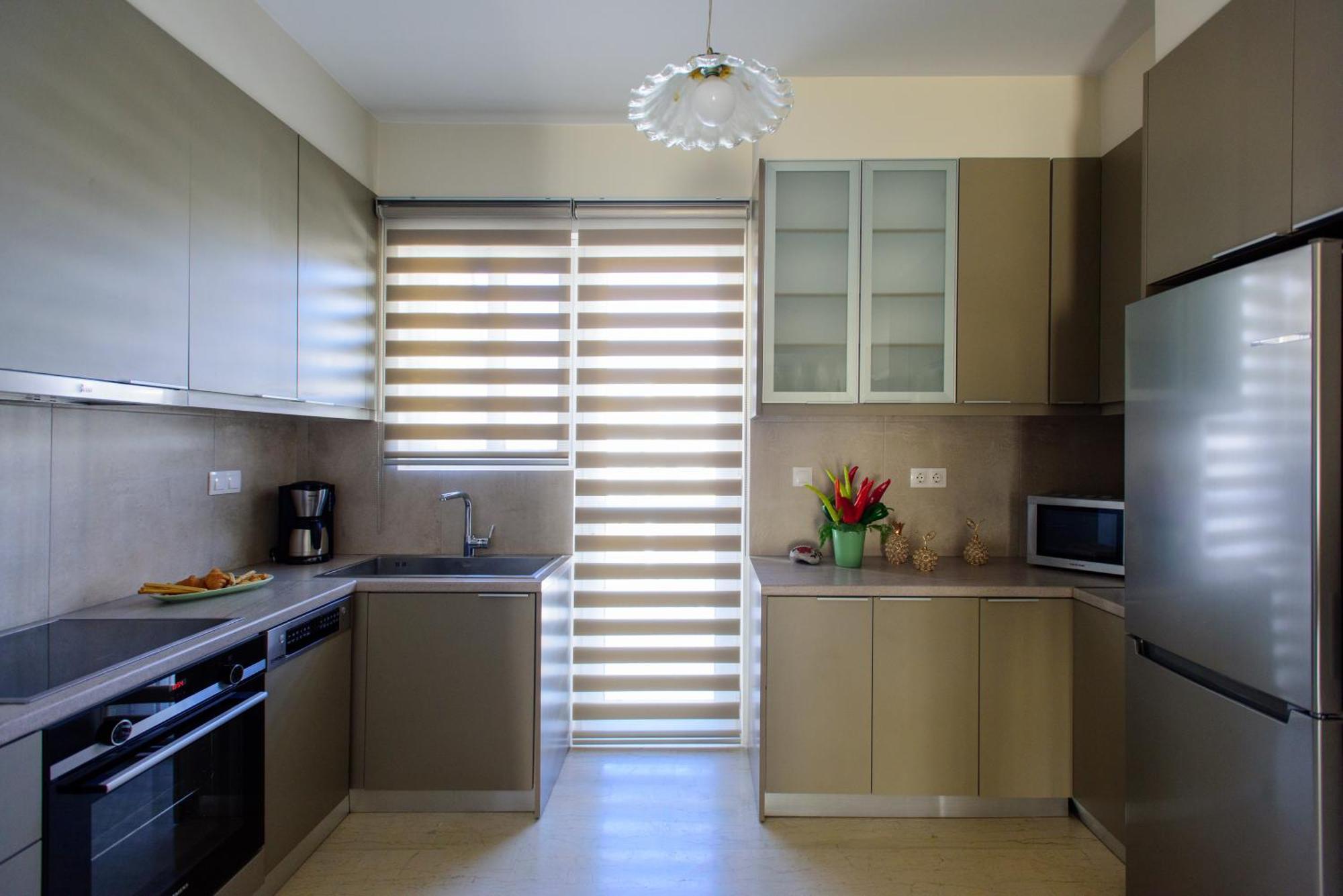 Blue Ark Harmony Residence Атина Екстериор снимка